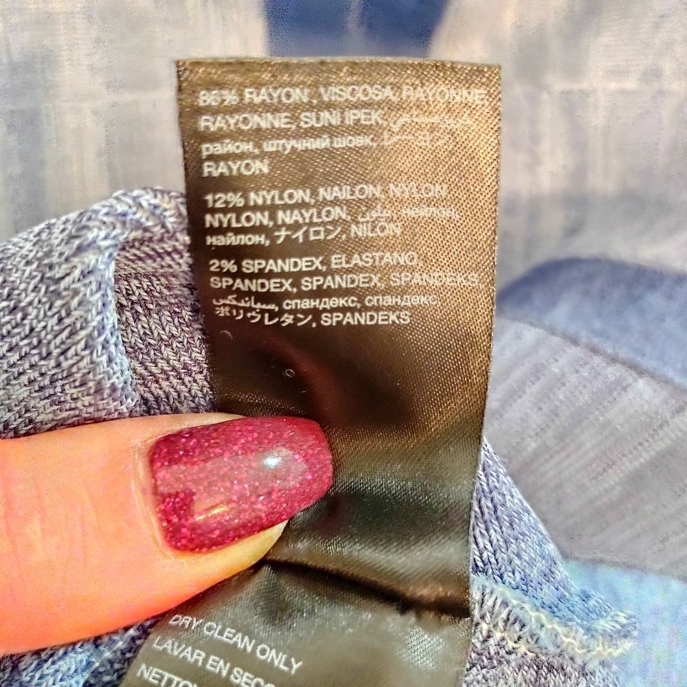 Bebe dress (says small but definitely medium) - Picture 7 of 7